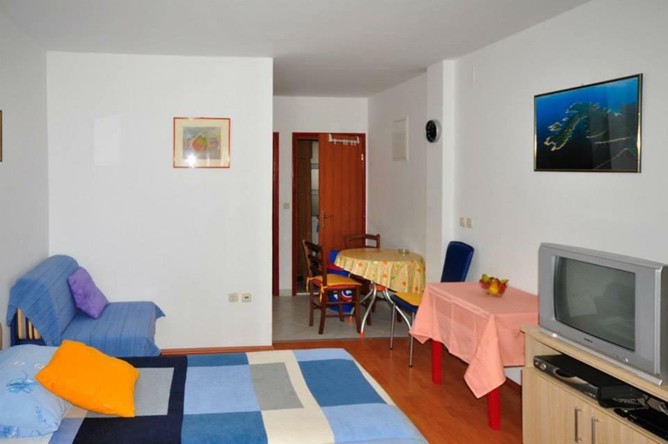 Apartments Franic Ploce (Dubrovnik-Neretva) Exterior foto
