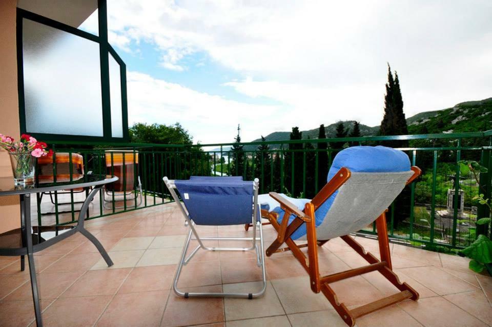 Apartments Franic Ploce (Dubrovnik-Neretva) Exterior foto