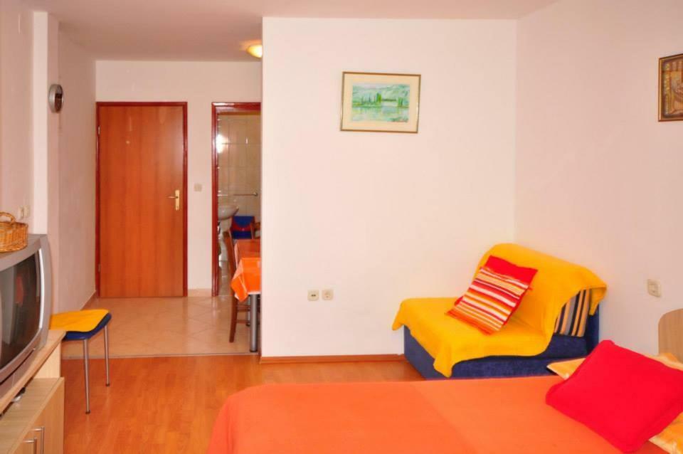 Apartments Franic Ploce (Dubrovnik-Neretva) Exterior foto